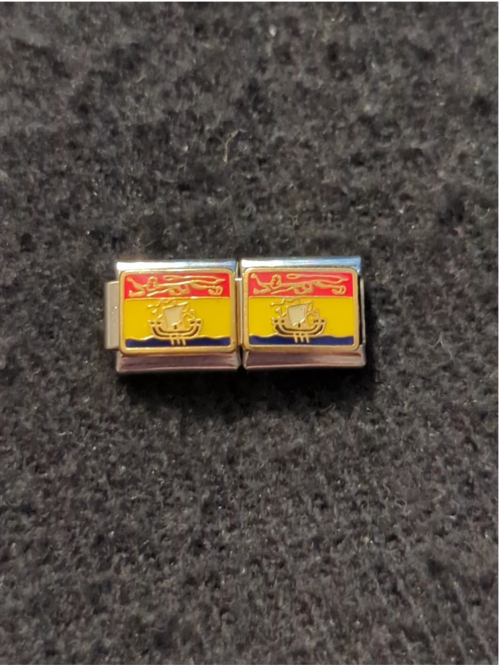 Vintage D'linQ New Brunswick Flag 9mm Italian Charm Bracelet Charms - Set Of 2